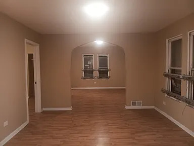 5005 W Chicago Avenue 1