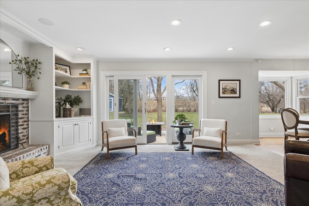 334 E Winchester Road