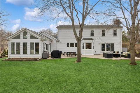 Tiny photo for 334 E Winchester Road, Libertyville, IL 60048 (MLS # 12589418)