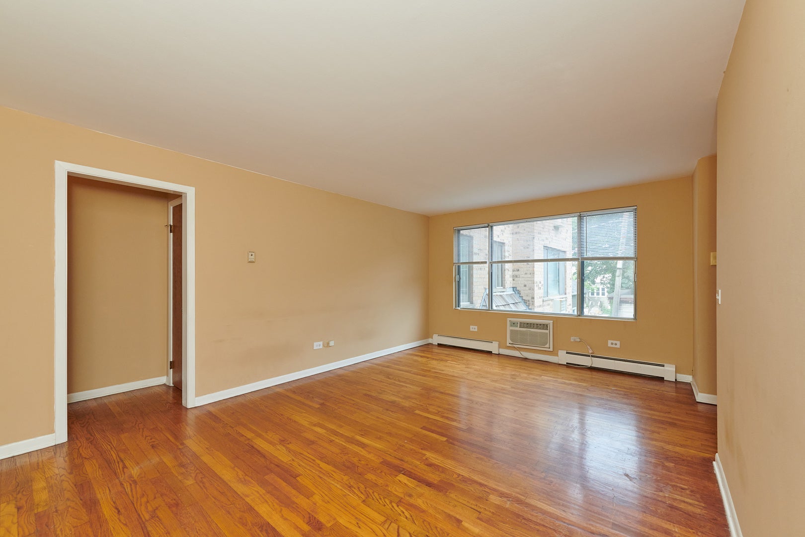 1762 W Highland Avenue 204