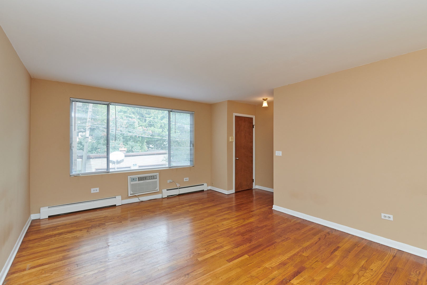 1762 W Highland Avenue 204