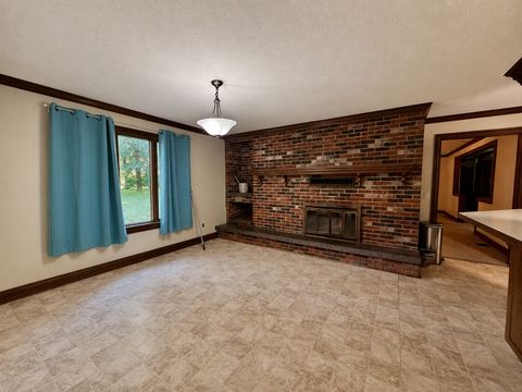 Tiny photo for 5996 S US 45 Highway, Metropolis, IL 62960 (MLS # 12646957)