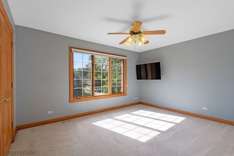 Tiny photo for 760 E Woodland Avenue, Addison, IL 60101 (MLS # 12480017)