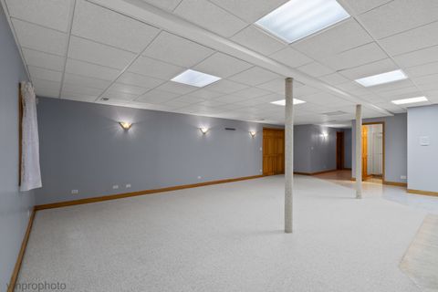 Tiny photo for 760 E Woodland Avenue, Addison, IL 60101 (MLS # 12480017)