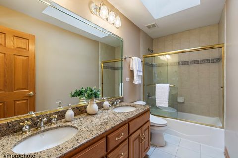 Tiny photo for 760 E Woodland Avenue, Addison, IL 60101 (MLS # 12480017)