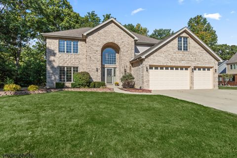 Photo of 760 E Woodland Avenue, Addison, IL 60101 (MLS # 12480017)