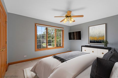 Tiny photo for 760 E Woodland Avenue, Addison, IL 60101 (MLS # 12480017)