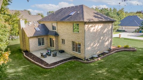 Tiny photo for 760 E Woodland Avenue, Addison, IL 60101 (MLS # 12480017)