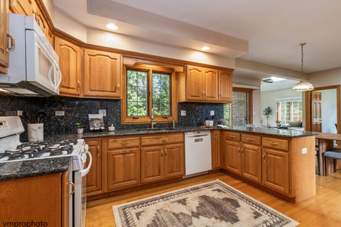 Tiny photo for 760 E Woodland Avenue, Addison, IL 60101 (MLS # 12480017)