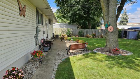 Tiny photo for 1116 Winthrop Avenue, Joliet, IL 60435 (MLS # 12476608)