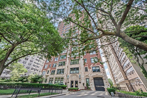 Photo of 3920 N Lake Shore Drive #3S, Chicago, IL 60613 (MLS # 12690949)