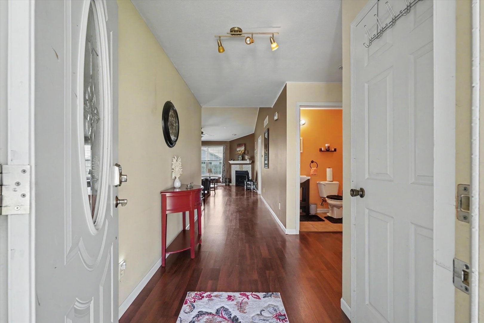 1601 E Lexington Drive