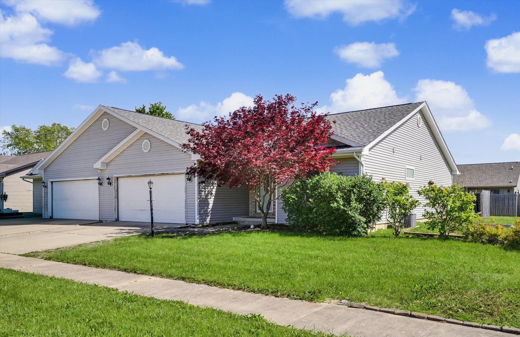 1601 E Lexington Drive