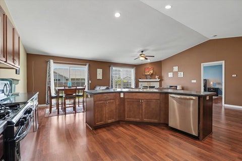 Tiny photo for 1601 E Lexington Drive, Urbana, IL 61802 (MLS # 12321127)