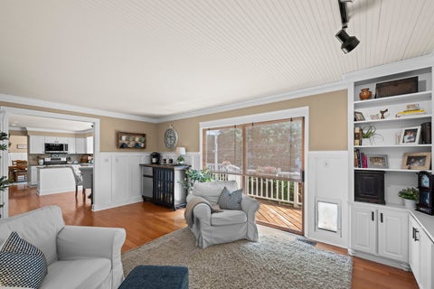 Tiny photo for 1565 Freeman Road, Hoffman Estates, IL 60192 (MLS # 12677036)