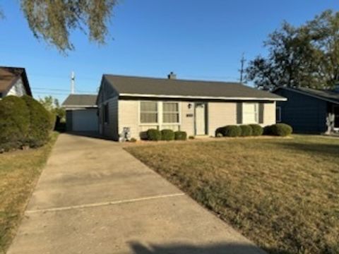 Tiny photo for 692 N Hammes Avenue, Kankakee, IL 60901 (MLS # 12481034)