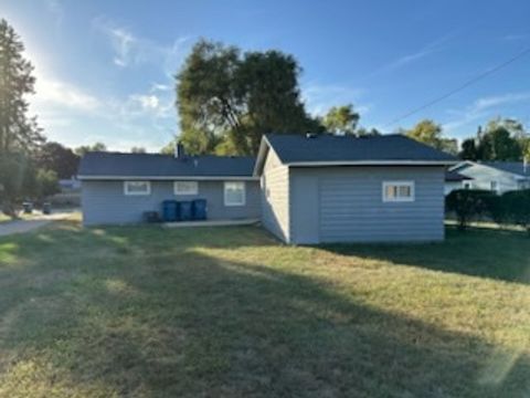 Tiny photo for 692 N Hammes Avenue, Kankakee, IL 60901 (MLS # 12481034)