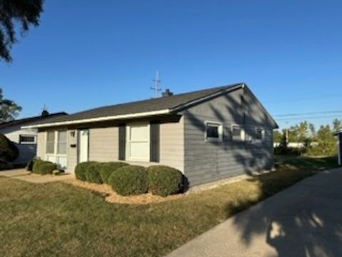 Tiny photo for 692 N Hammes Avenue, Kankakee, IL 60901 (MLS # 12481034)