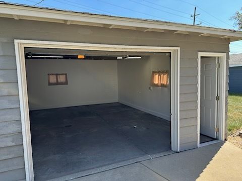 Tiny photo for 692 N Hammes Avenue, Kankakee, IL 60901 (MLS # 12481034)