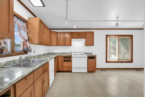 Tiny photo for 324 W 6th Street, Gibson City, IL 60936 (MLS # 12316230)