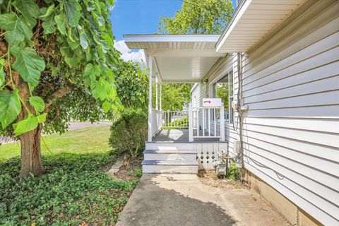 Tiny photo for 324 W 6th Street, Gibson City, IL 60936 (MLS # 12316230)