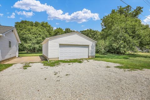Tiny photo for 324 W 6th Street, Gibson City, IL 60936 (MLS # 12316230)