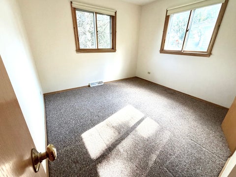 Tiny photo for 2323 Carriage Lane, Lindenhurst, IL 60046 (MLS # 12748542)