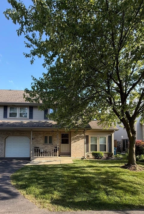 Photo of 237 N Walnut Street #L, Bensenville, IL 60106 (MLS # 12764332)