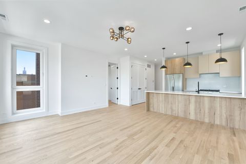 Tiny photo for 2147 W Adams Street #3N, Chicago, IL 60612 (MLS # 12534572)