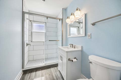 Tiny photo for 511 S Elmwood Avenue, Oak Park, IL 60304 (MLS # 12720853)