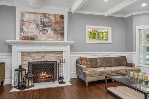 Tiny photo for 511 S Elmwood Avenue, Oak Park, IL 60304 (MLS # 12720853)