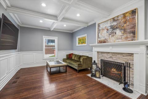 Tiny photo for 511 S Elmwood Avenue, Oak Park, IL 60304 (MLS # 12720853)