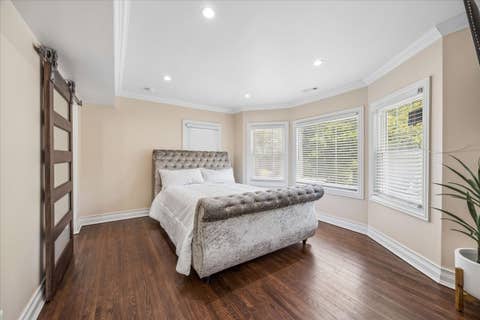 Tiny photo for 511 S Elmwood Avenue, Oak Park, IL 60304 (MLS # 12720853)