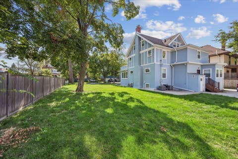 Tiny photo for 511 S Elmwood Avenue, Oak Park, IL 60304 (MLS # 12720853)