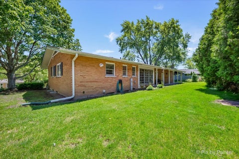 Tiny photo for 824 Skyline Drive, Barrington, IL 60010 (MLS # 12751058)