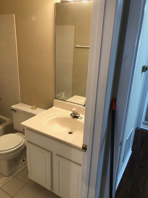 Tiny photo for 1102 E Wilson Avenue, Lombard, IL 60148 (MLS # 12519607)