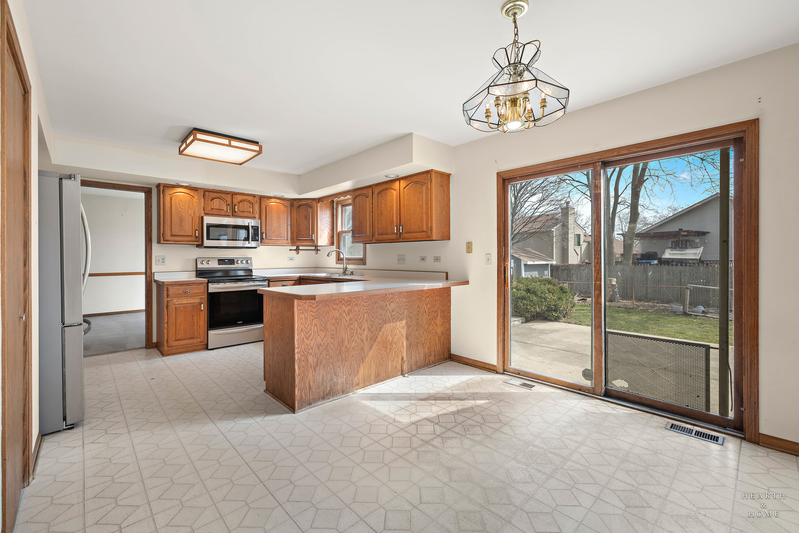 2176 Jordan Lane