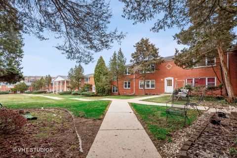 Tiny photo for 235 W Johnson Street #1B, Palatine, IL 60067 (MLS # 12559313)