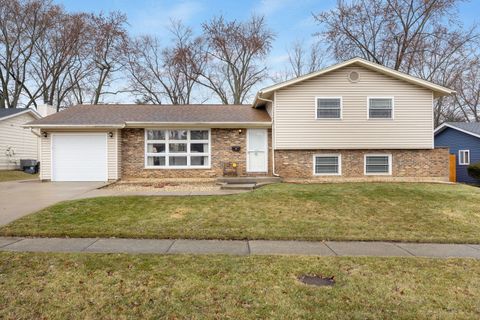 Photo of 6500 Winston Drive, Woodridge, IL 60517 (MLS # 12579966)