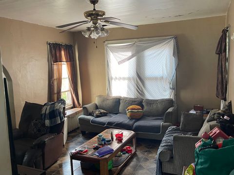 Tiny photo for 18 E 24th Street, Chicago Heights, IL 60411 (MLS # 12394208)