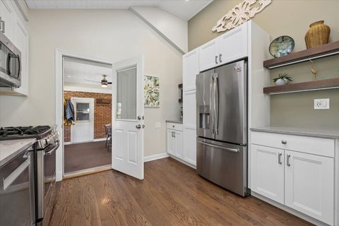 Tiny photo for 6340 N Indian Road, Chicago, IL 60646 (MLS # 12639731)