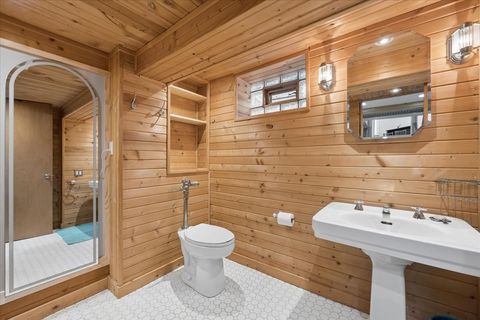 Tiny photo for 6340 N Indian Road, Chicago, IL 60646 (MLS # 12639731)