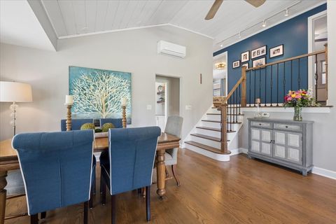 Tiny photo for 6340 N Indian Road, Chicago, IL 60646 (MLS # 12639731)