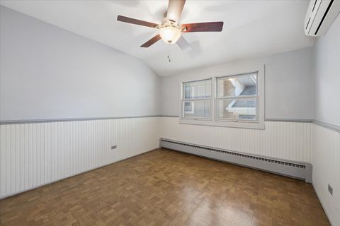 Tiny photo for 6340 N Indian Road, Chicago, IL 60646 (MLS # 12639731)