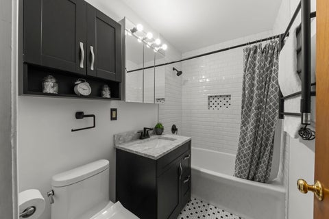 Tiny photo for 846 HAMMERSCHMIDT Avenue, Lombard, IL 60148 (MLS # 12747399)