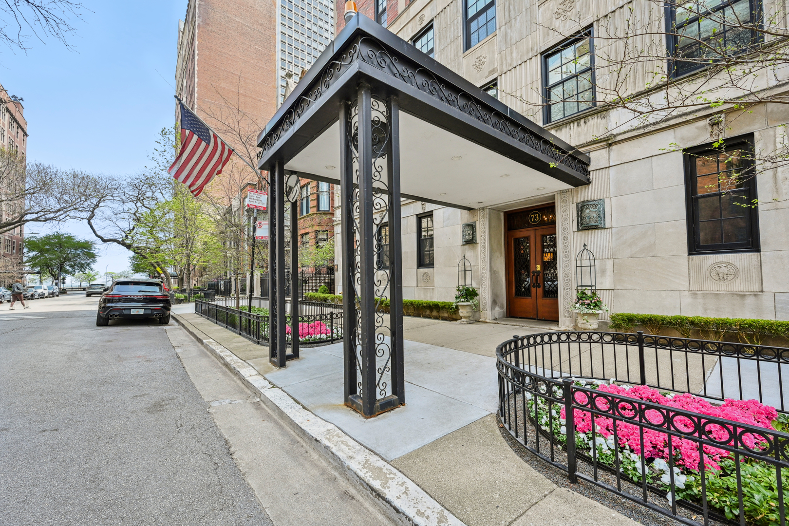 73 E ELM Street 12D