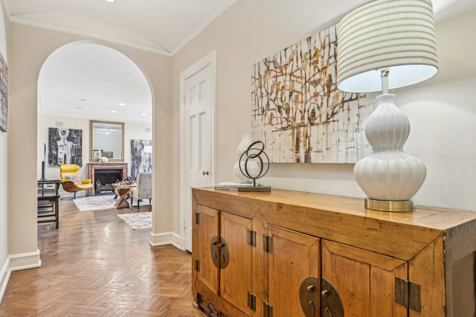 73 E ELM Street 12D