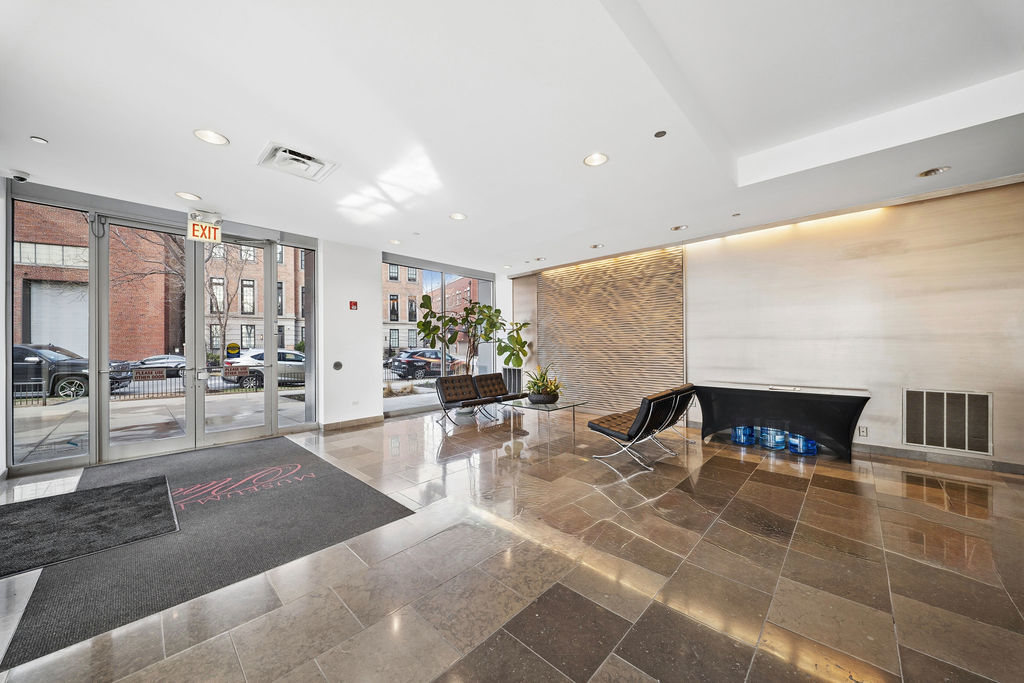 1841 S Calumet Avenue 1203