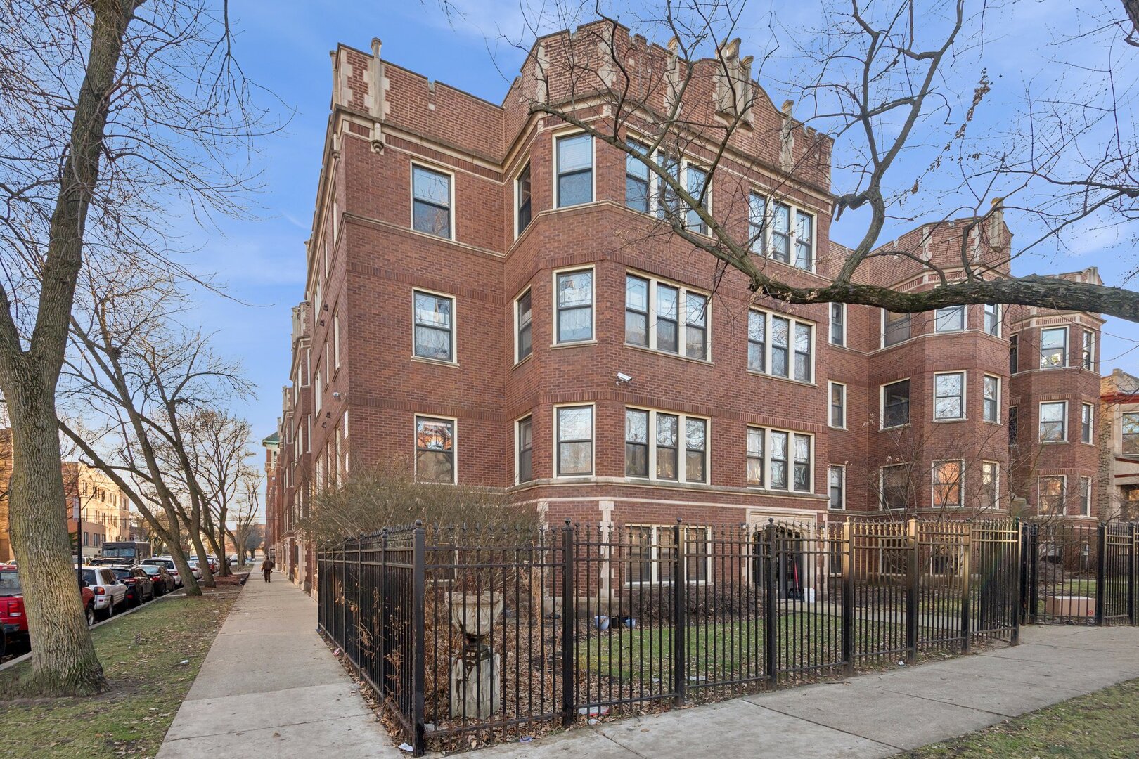 7034 N Paulina Street G