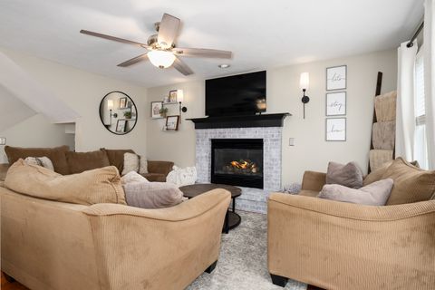 Tiny photo for 3 Kylemore Road, Bloomington, IL 61704 (MLS # 12471980)